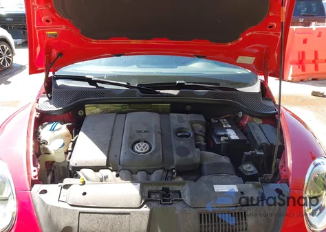 2014 Volkswagen Beetle 2.5L из США, поврежденный, VIN 3VWHX7AT7EM614979